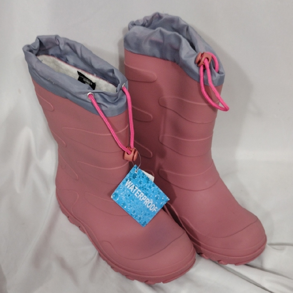 NWOB Tundra Girls Pink Snow Boots Waterproof Boots with Gray Lining Size 6M